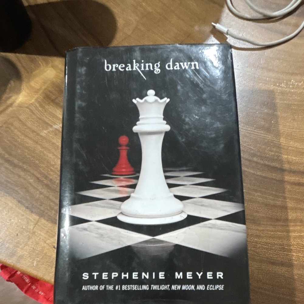 Stephenie Meyer Breaking Dawn Twilight Saga 2008 Hardcover 1st Ed Dust Jacket
